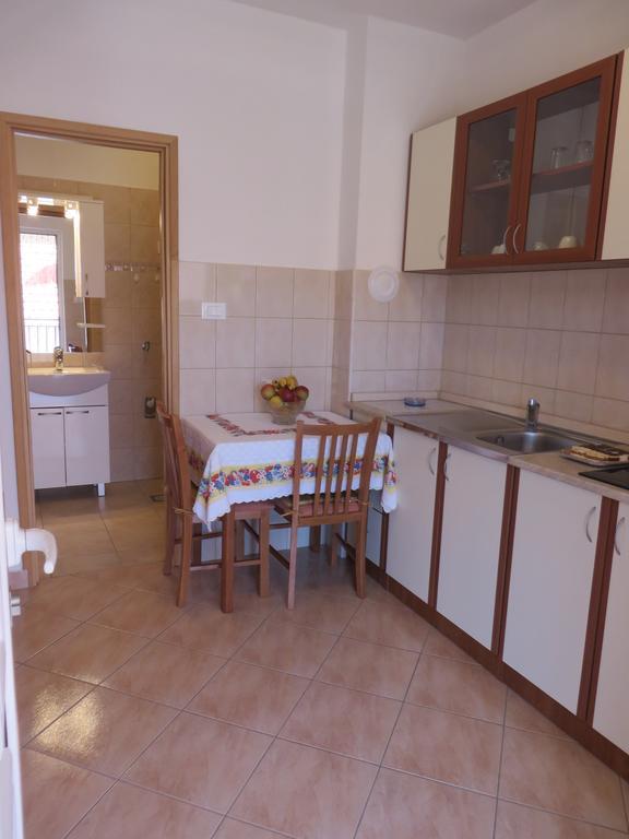 Apartment Cvita Biograd na Moru Szoba fotó