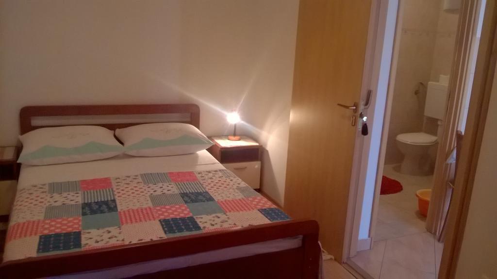 Apartment Cvita Biograd na Moru Szoba fotó